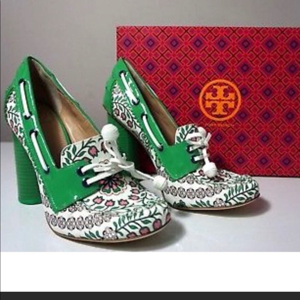 Tory Burch Garden Party Fisher Loafer Pump!!